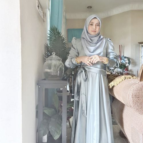 Customer photo review of Dress Stella