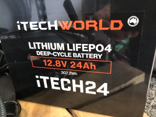 Customer photo review of iTECH24 12v 24Ah Lithium Ion Battery - LiFePO4 Deep Cycle Camping RV Solar Golf Buggy