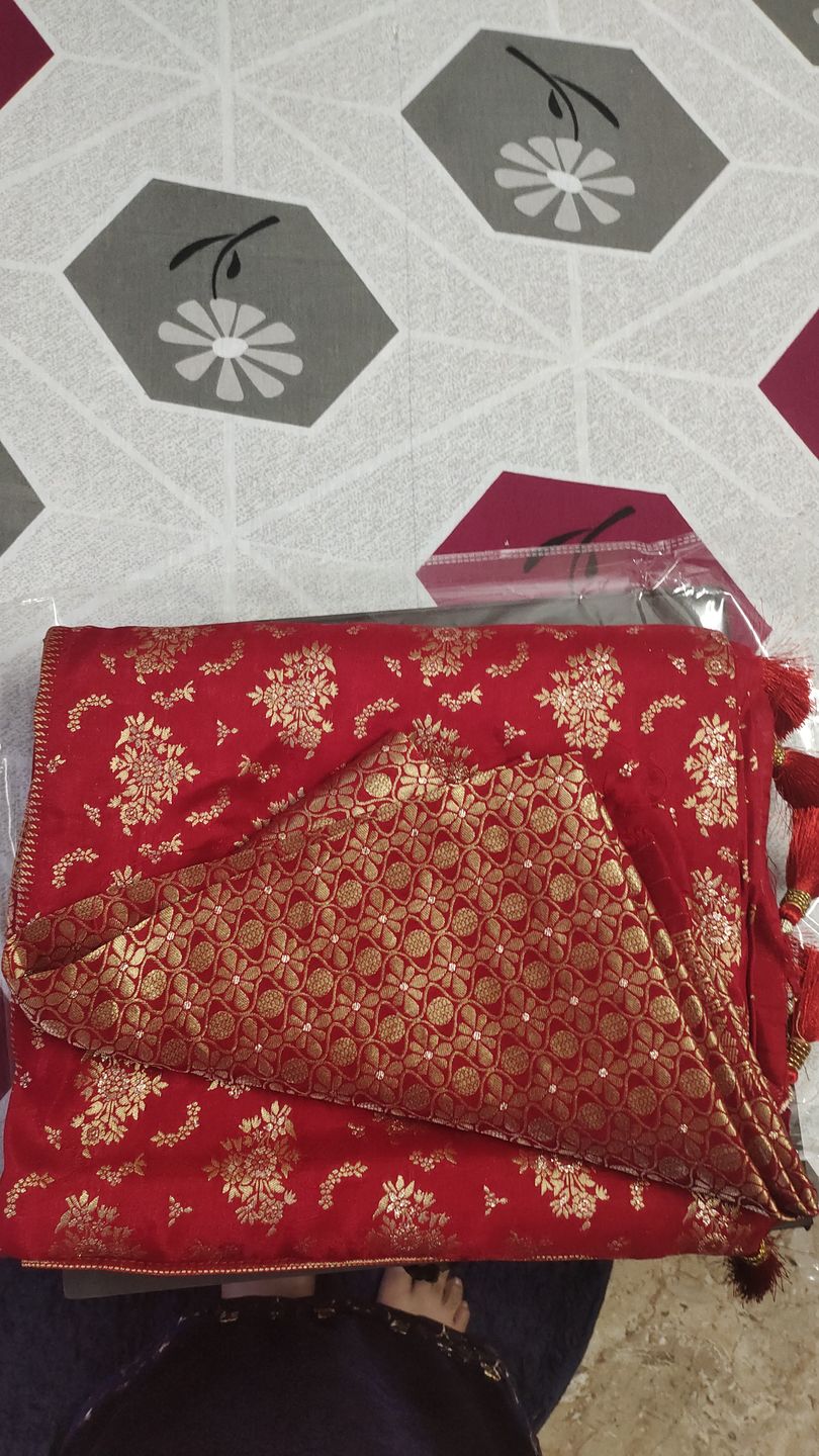 Customer photo review of Scarlet Red Banarasi Uppada Silk Saree