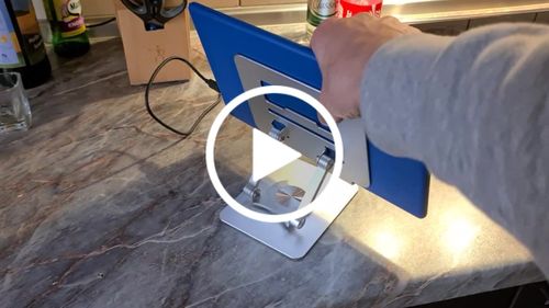 Customer video review of 💻Drehbare Laptophalterung aus Aluminiumlegierung👍