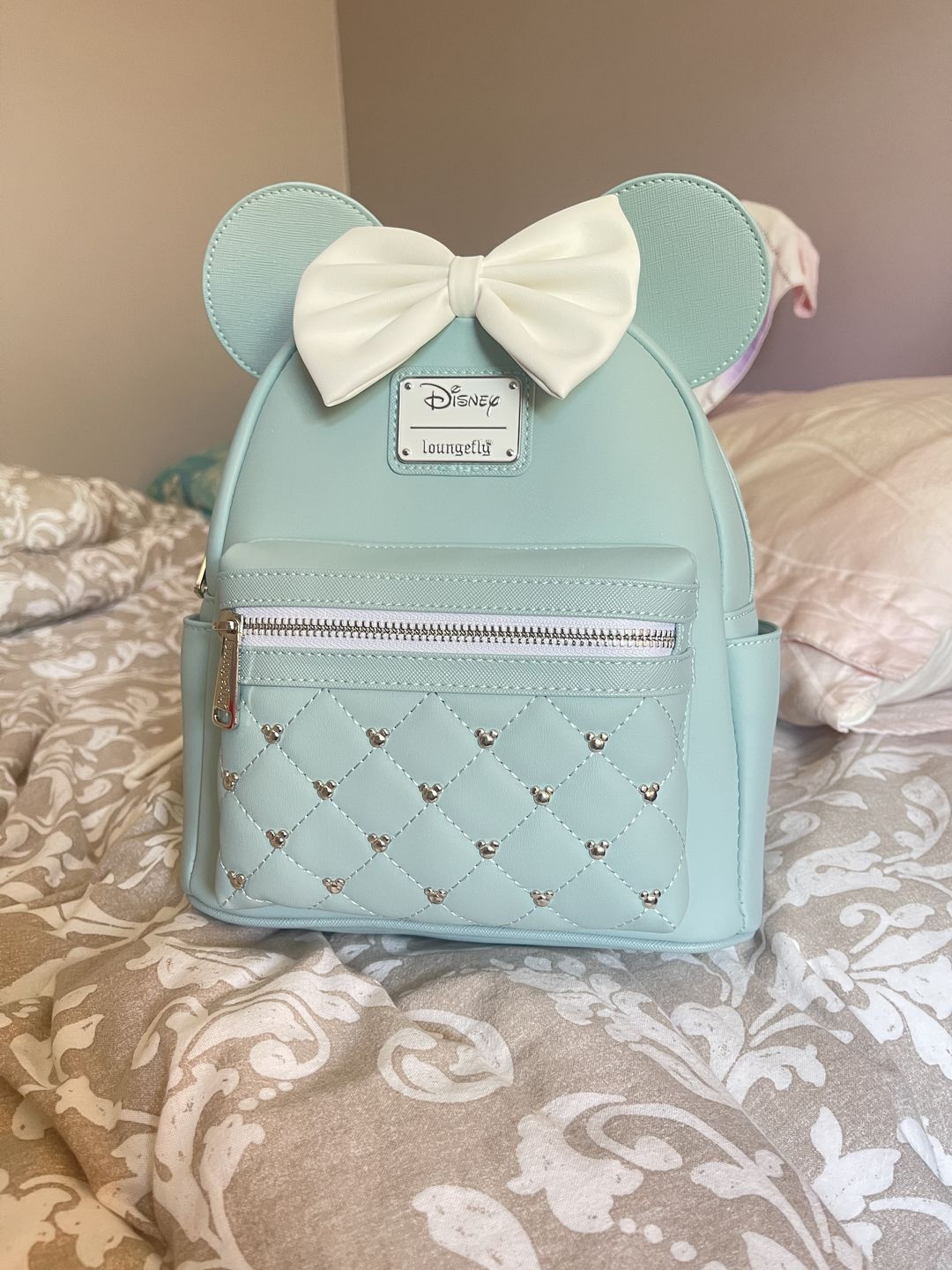 Customer photo review of 707 Street Exclusive - Loungefly Disney The Minnie Mouse Classic Series Mini Backpack - Elegance