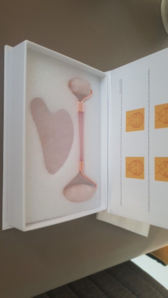 Customer photo review of Rouleau Quartz Rose - Apaisant & Anti-Rides