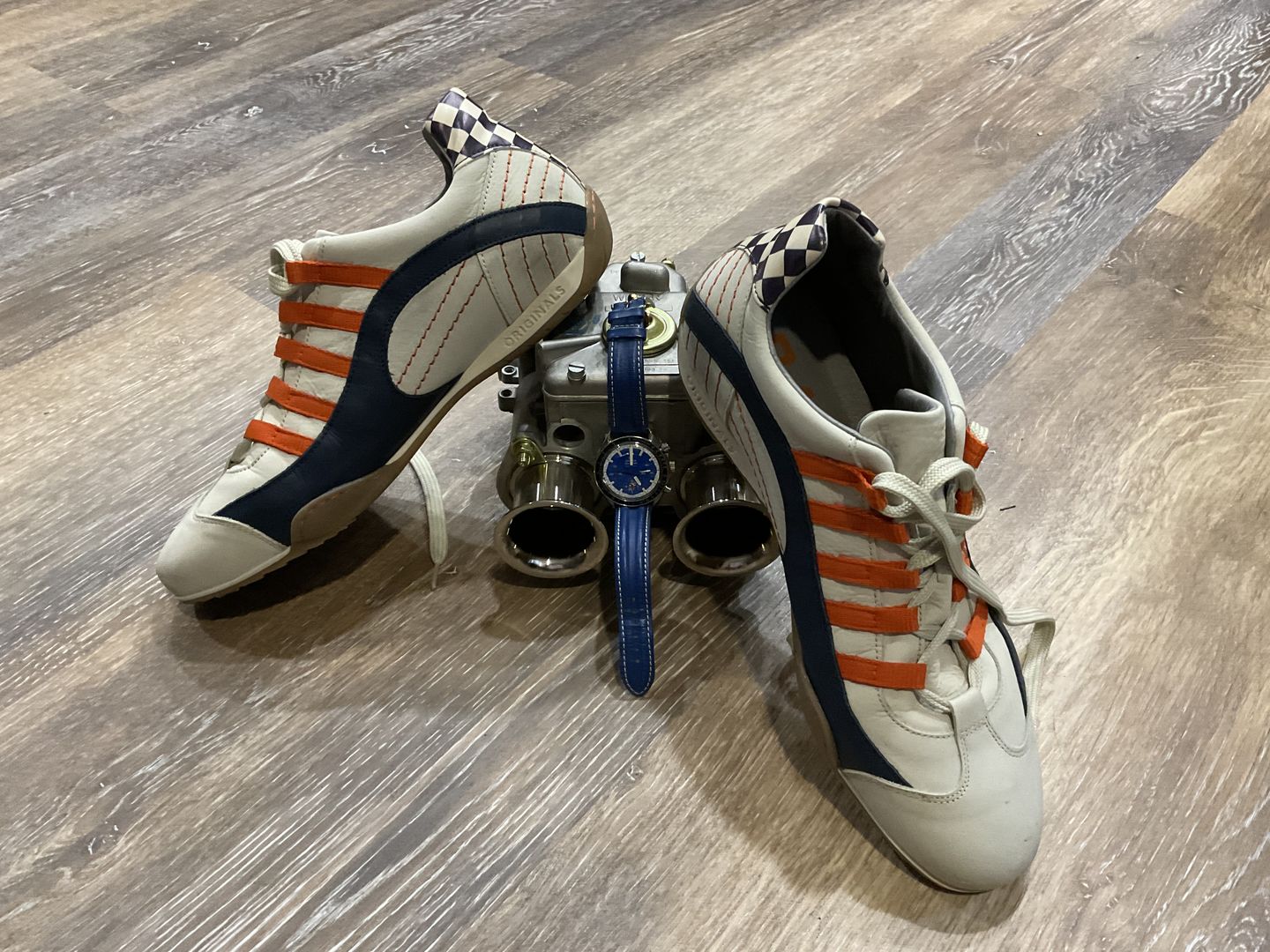 Customer photo review of Men's Racing Sneaker in Racing Oil (Creamy White with Navy and Orange)