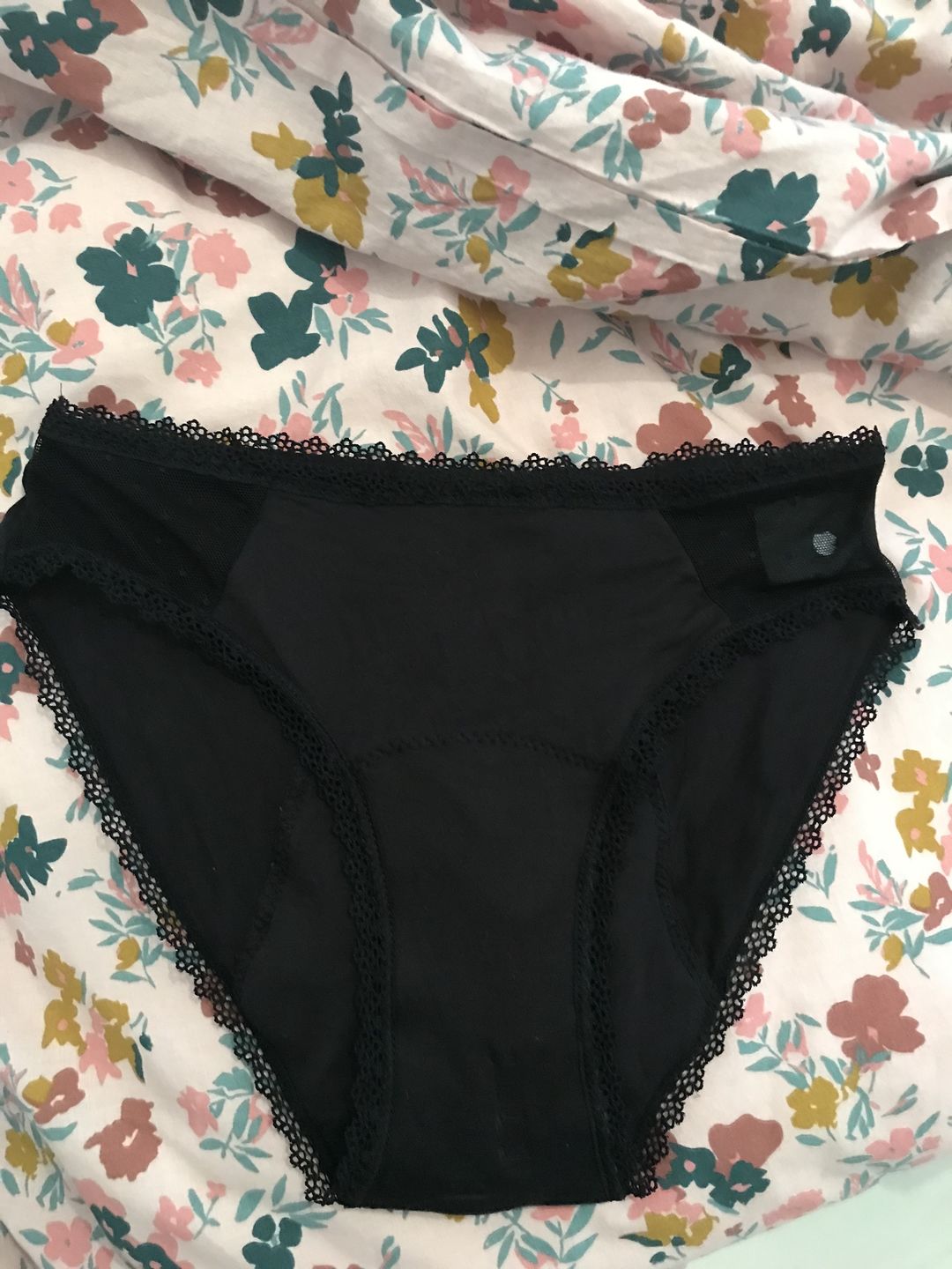 Customer photo review of Culotte Menstruelle Manon