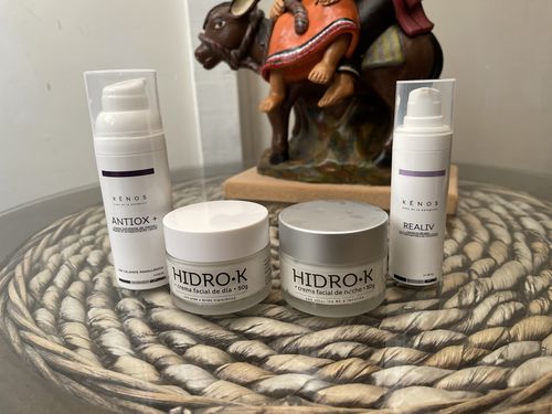 Customer photo review of Pack 4 productos: Hidro-K Día, Hidro-K Noche, Realiv, Antiox+
