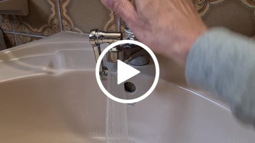 Customer video review of Drehbarer multifunktionaler Verlängerungshahn