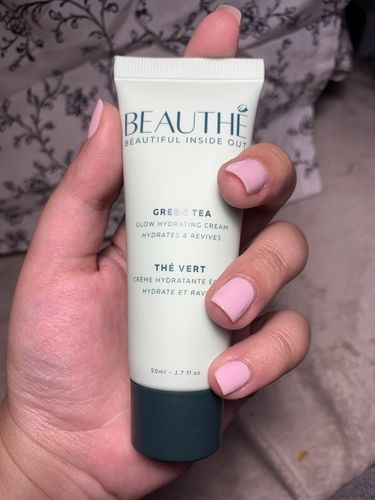 Customer photo review of Crème Hydratante Éclat au Thé Vert