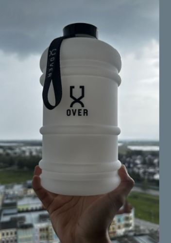 Customer photo review of 2.2L Oversized Bottle with Flip Cap