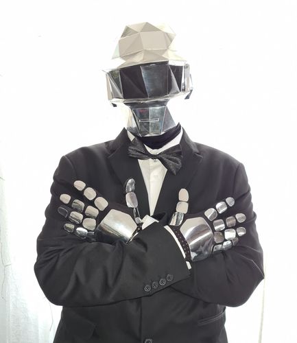 Customer photo review of Patrons Casque Daft Punk argenté (pdf)
