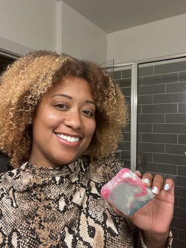 Customer photo review of Sweet and Low Yoni Bar