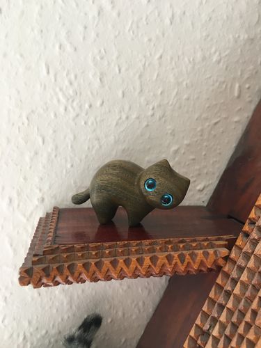 Customer photo review of Håndlavede træudskårne katte