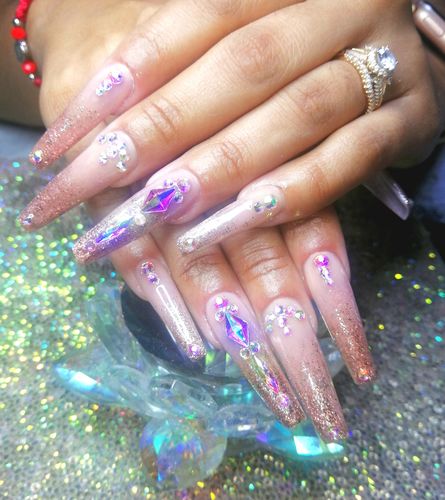 Customer photo review of Monómero 8 oz MC Nails