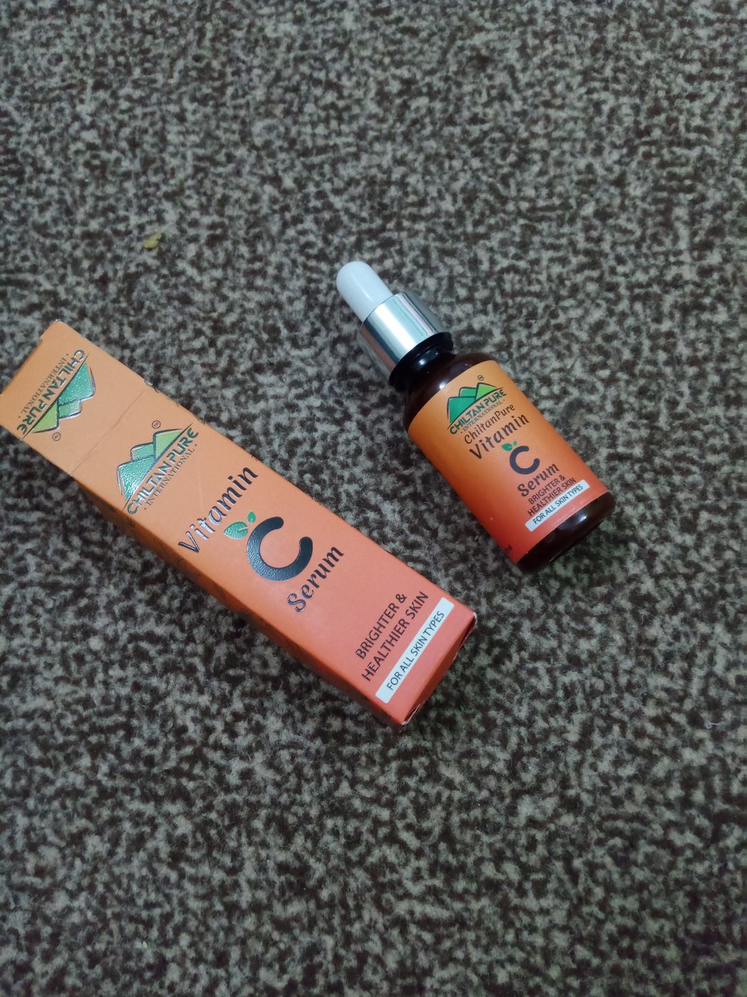 Customer photo review of Vitamin C Serum 🍊 for Face -Best for Reducing Wrinkles, lines & Dark Circles also Promotes Shiny and Healthier Skin