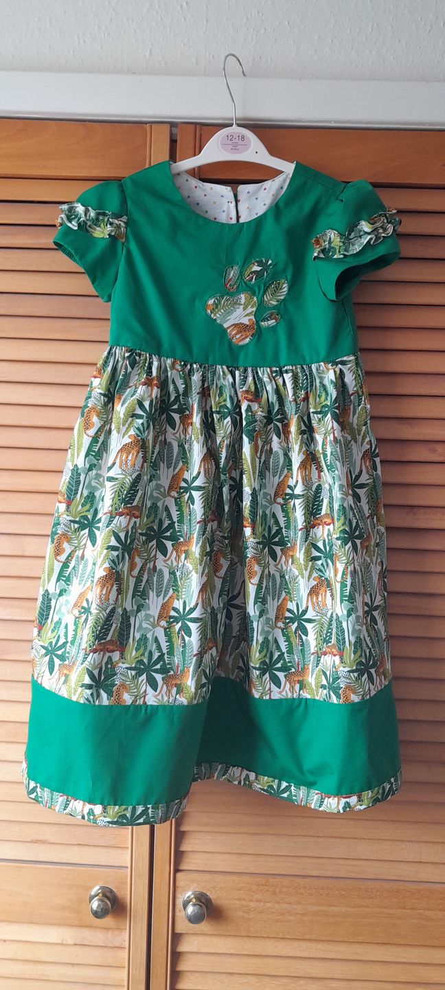 Customer photo review of Jungle Leopards Rose & Hubble Cotton Poplin Fabric