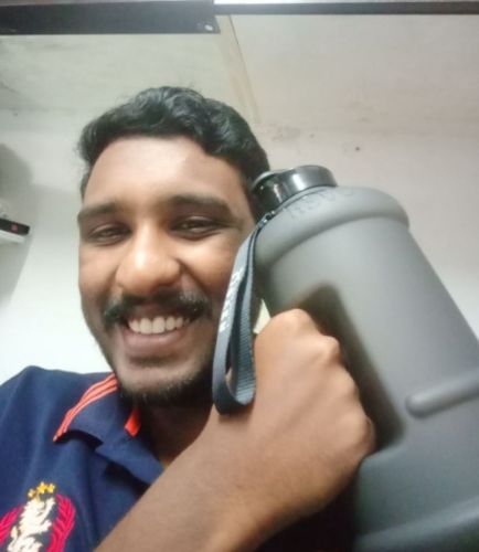 Customer photo review of 1.5L Oversized Bottle with Flip Cap