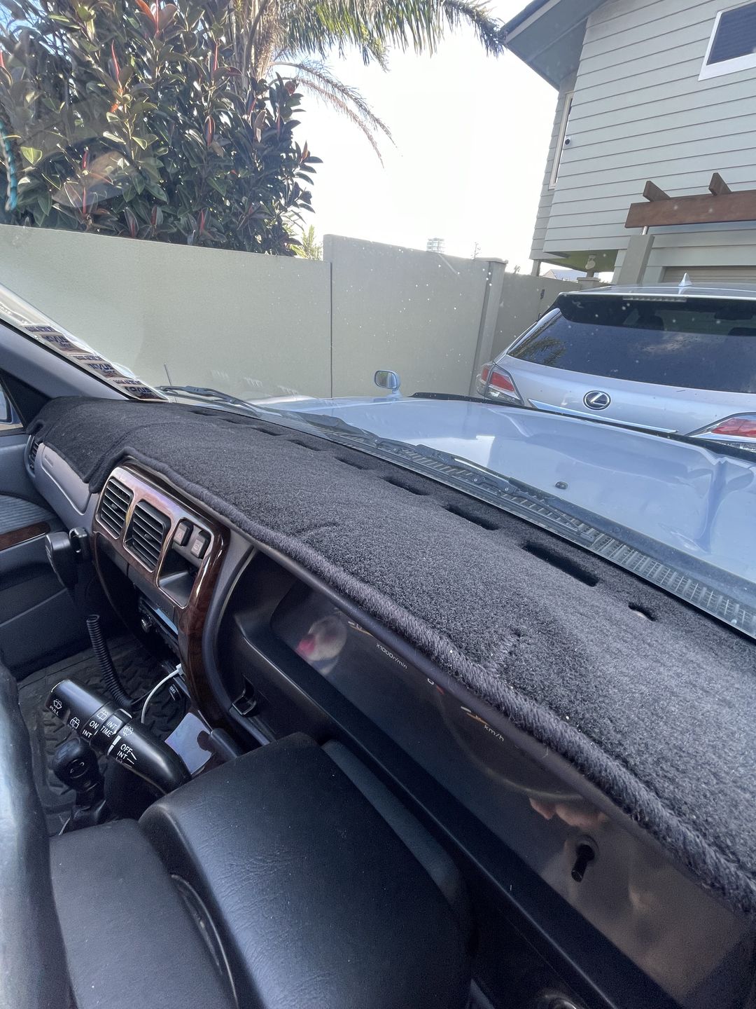 Customer photo review of Hilux Surf Carpet Dash Mat l 3rd Gen 96 - 02