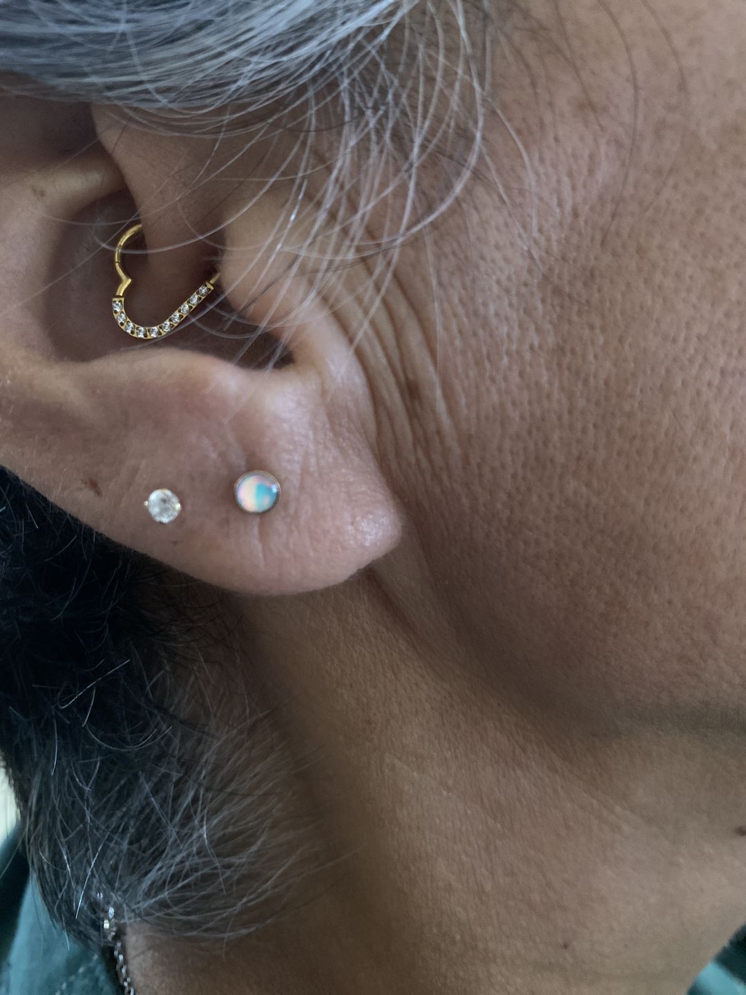 Customer photo review of Piercing Cristal Aurora