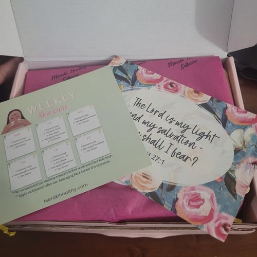 Customer photo review of Luxury Skincare  Box