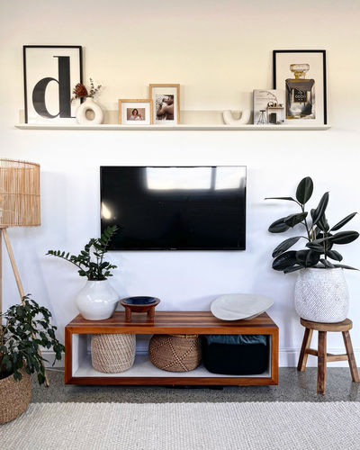 Customer photo review of FOLD Display Ledge 1200