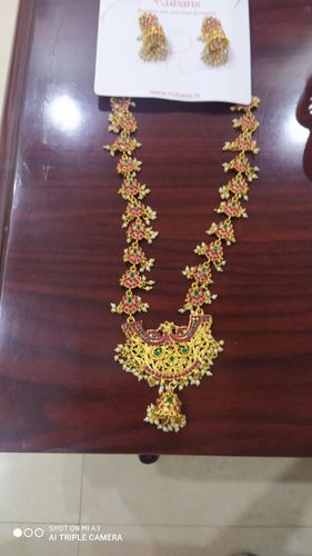 Customer photo review of Rubans Ruby Studded Temple Necklace Set