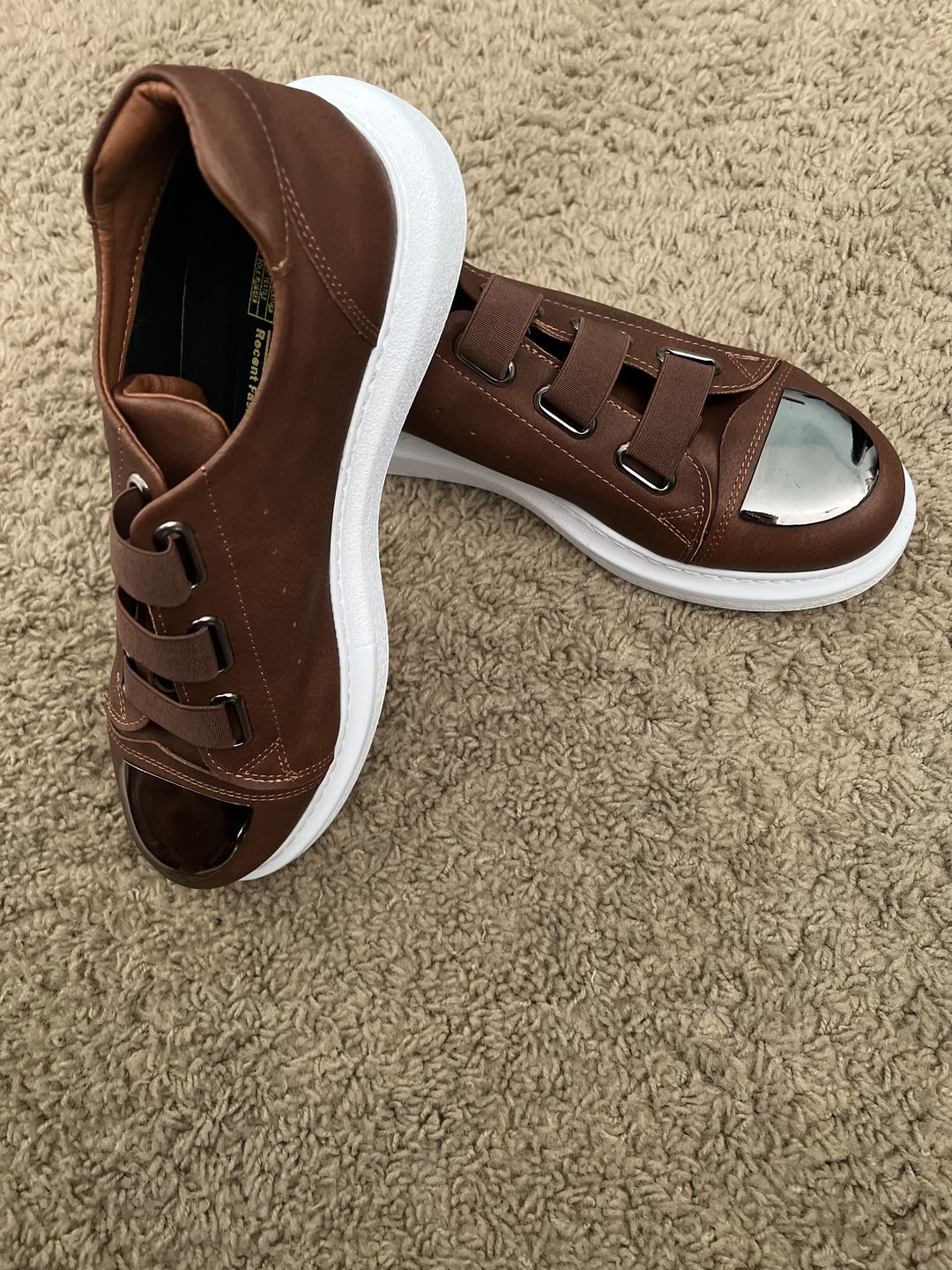 Customer photo review of Luiz Z in Brown