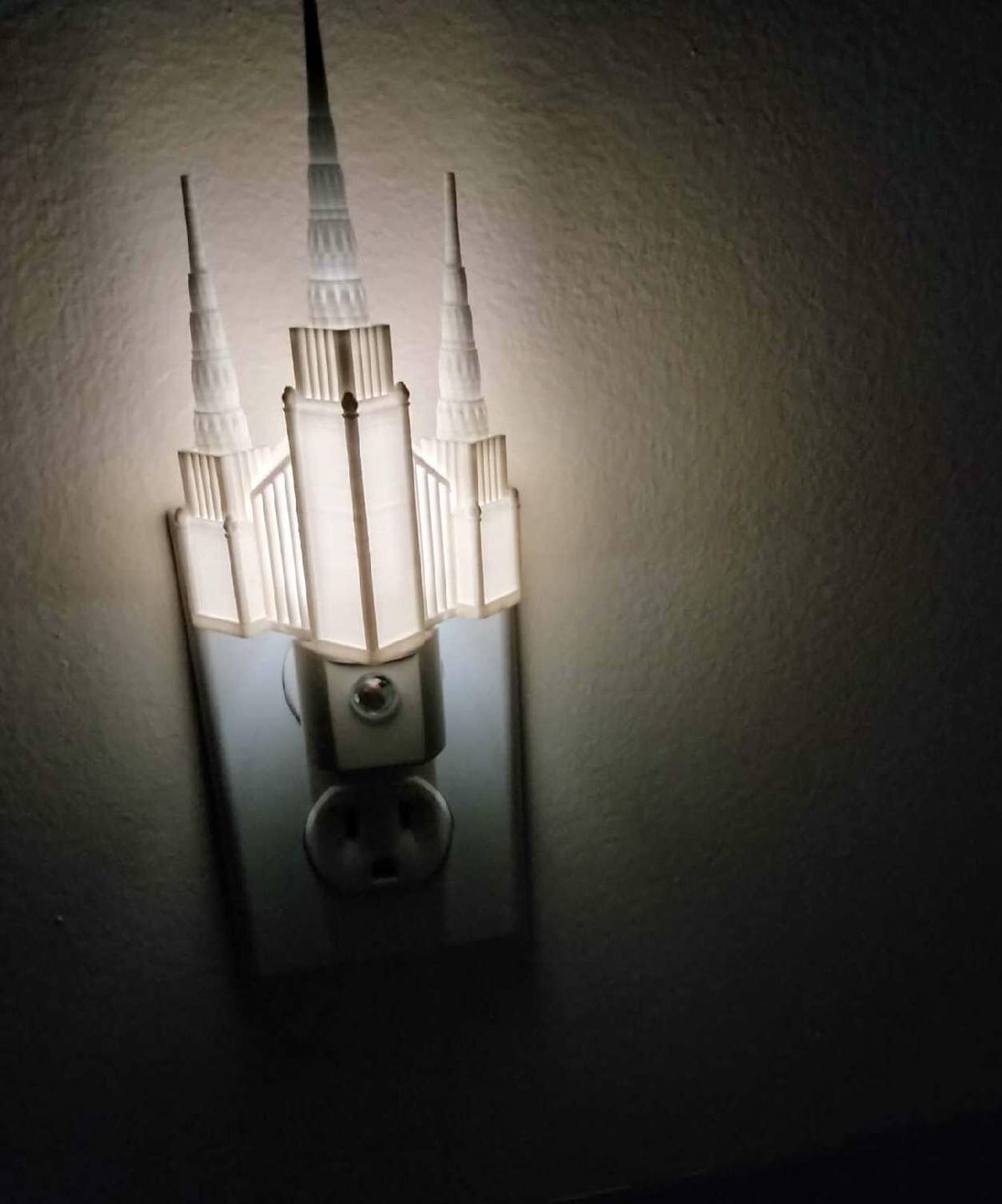 Customer photo review of Portland Oregon Temple Night Light (Plug-in, LED)