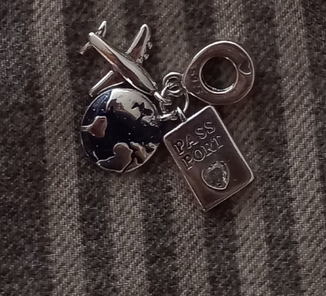 Customer photo review of Charm Aventurero