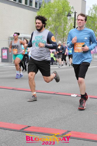 Customer photo review of Ursus Low-Top