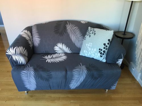 Customer photo review of Trendize Exclusive Stretchable Sofa Cover