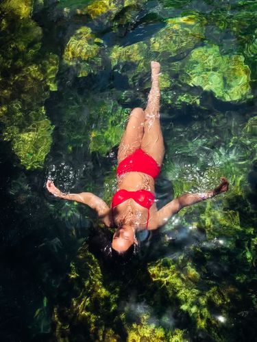 Customer photo review of SADIE Dream Date Underwire Bikini Top