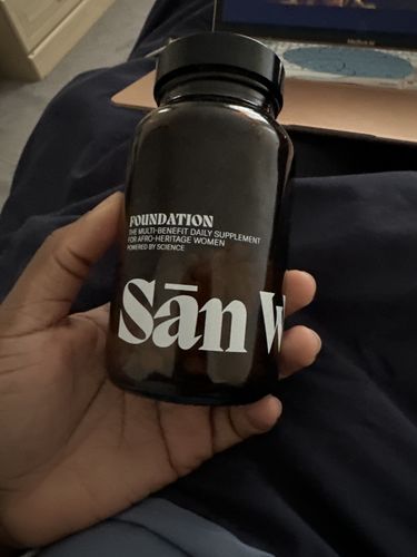 Customer photo review of FOUNDATION - The Black Woman's Daily Multivitamin