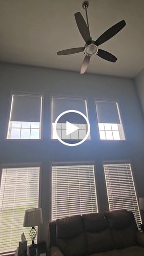 Customer video review of SmartWings Motorized Roller Shades 100% Blackout Essential