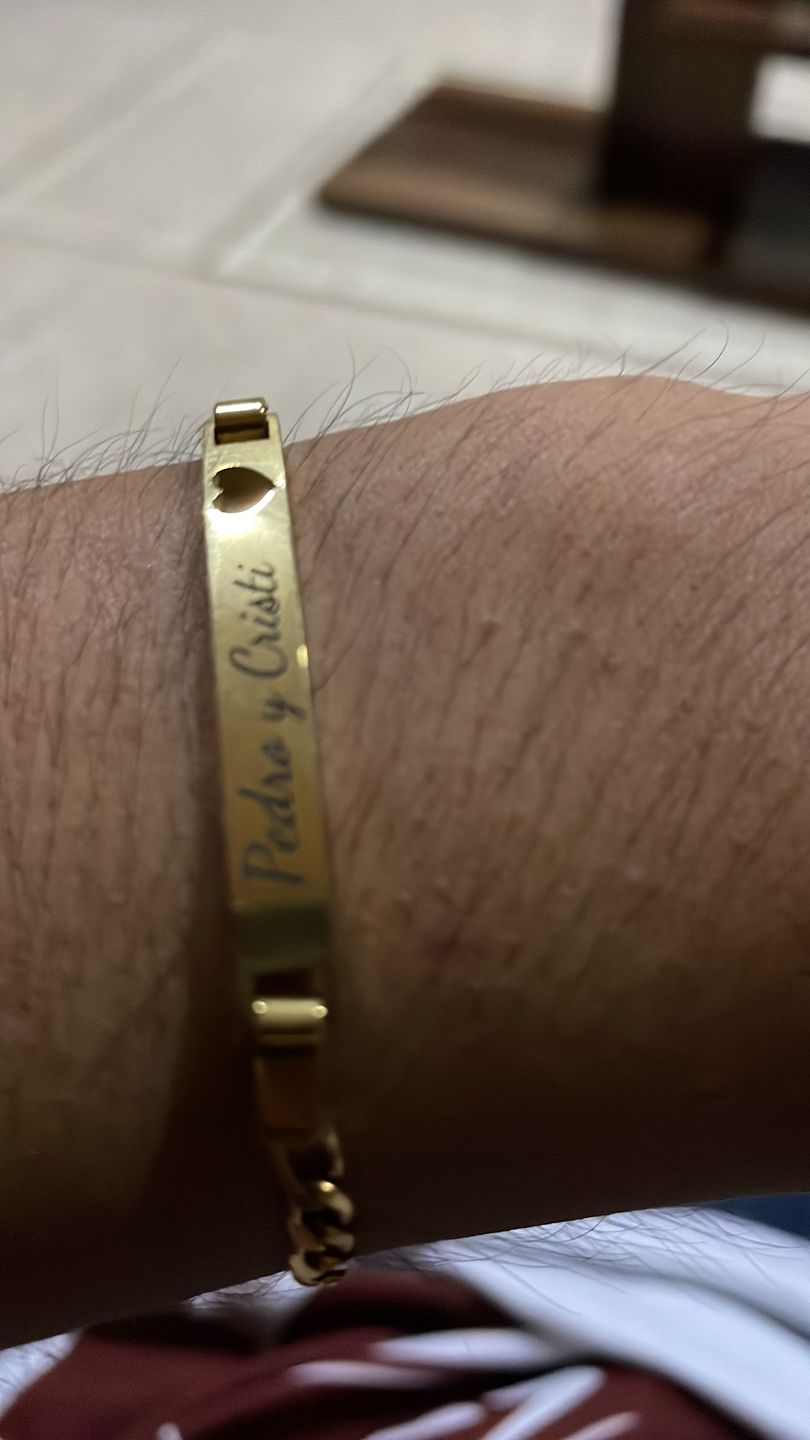 Customer photo review of Pulsera Fígaro Personalizada