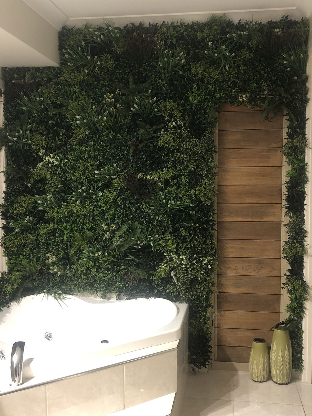 Customer photo review of Luxury Lush Spring Vertical Garden / Green Wall UV Resistant 100cm x 100cm