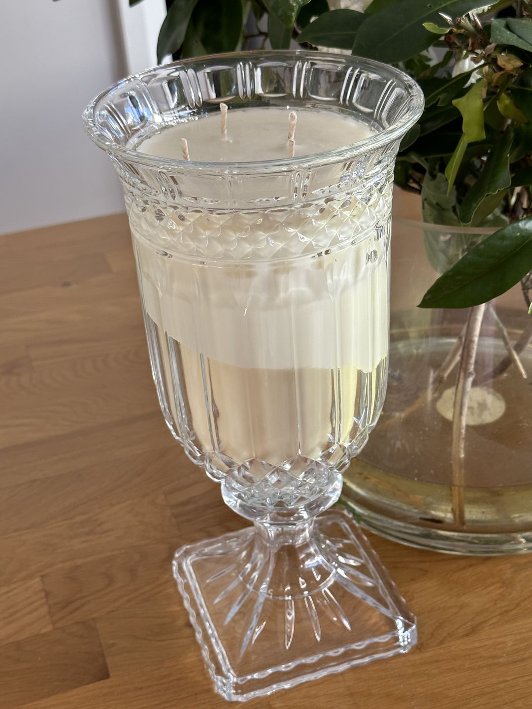 Customer photo review of Crystal Vase Candle - Vanilla Caramel