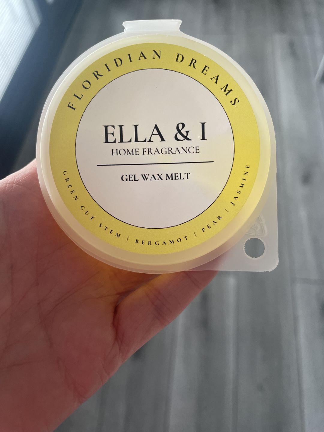 Customer photo review of Floridian Dreams Gel Melt- 20% off fragrance of the month