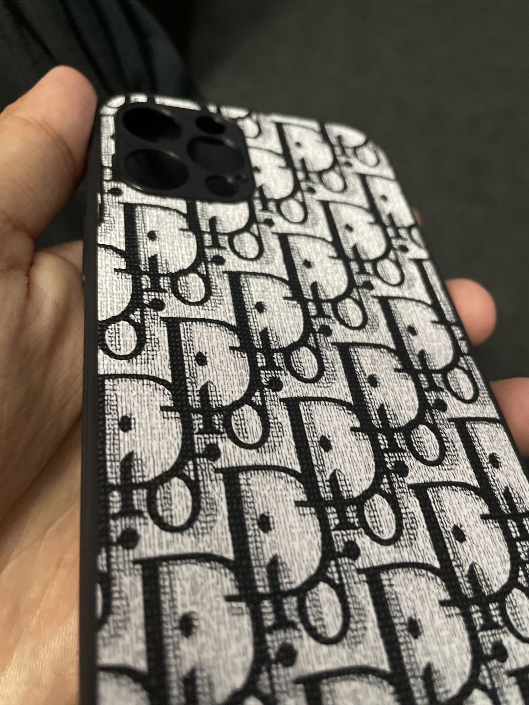 Customer photo review of Di Phone Case