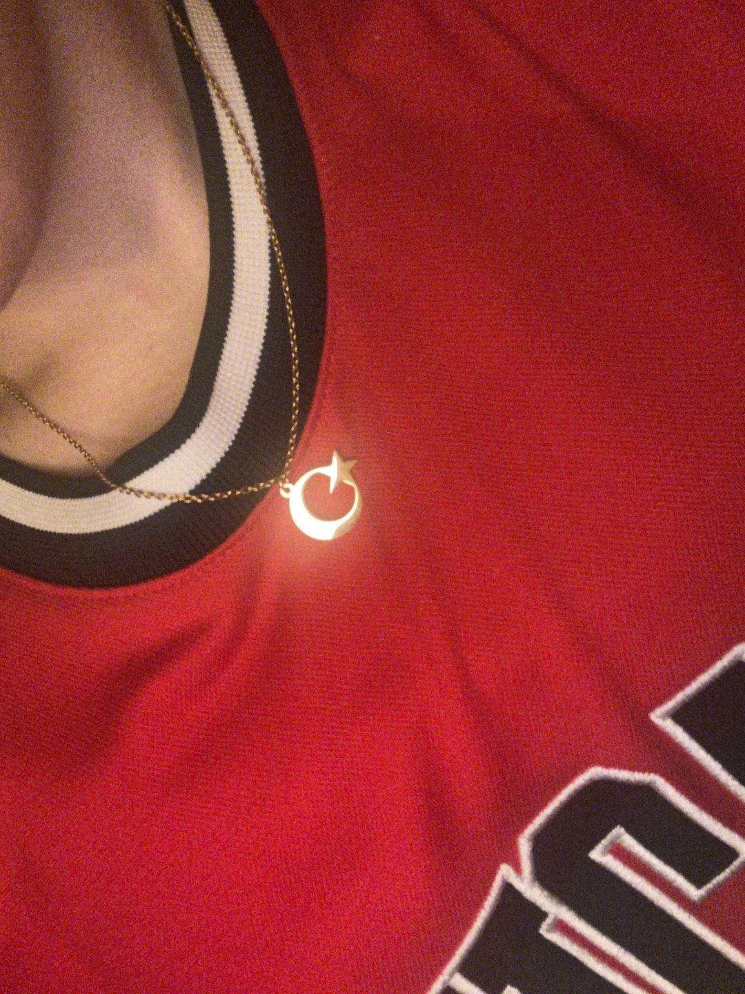 Customer photo review of Nations Kette | 18K vergoldet | Filigran