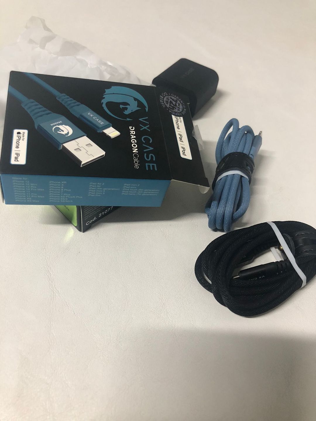 Customer photo review of Cabo Lightning para iPhone/iPad Dragon 1,20m
