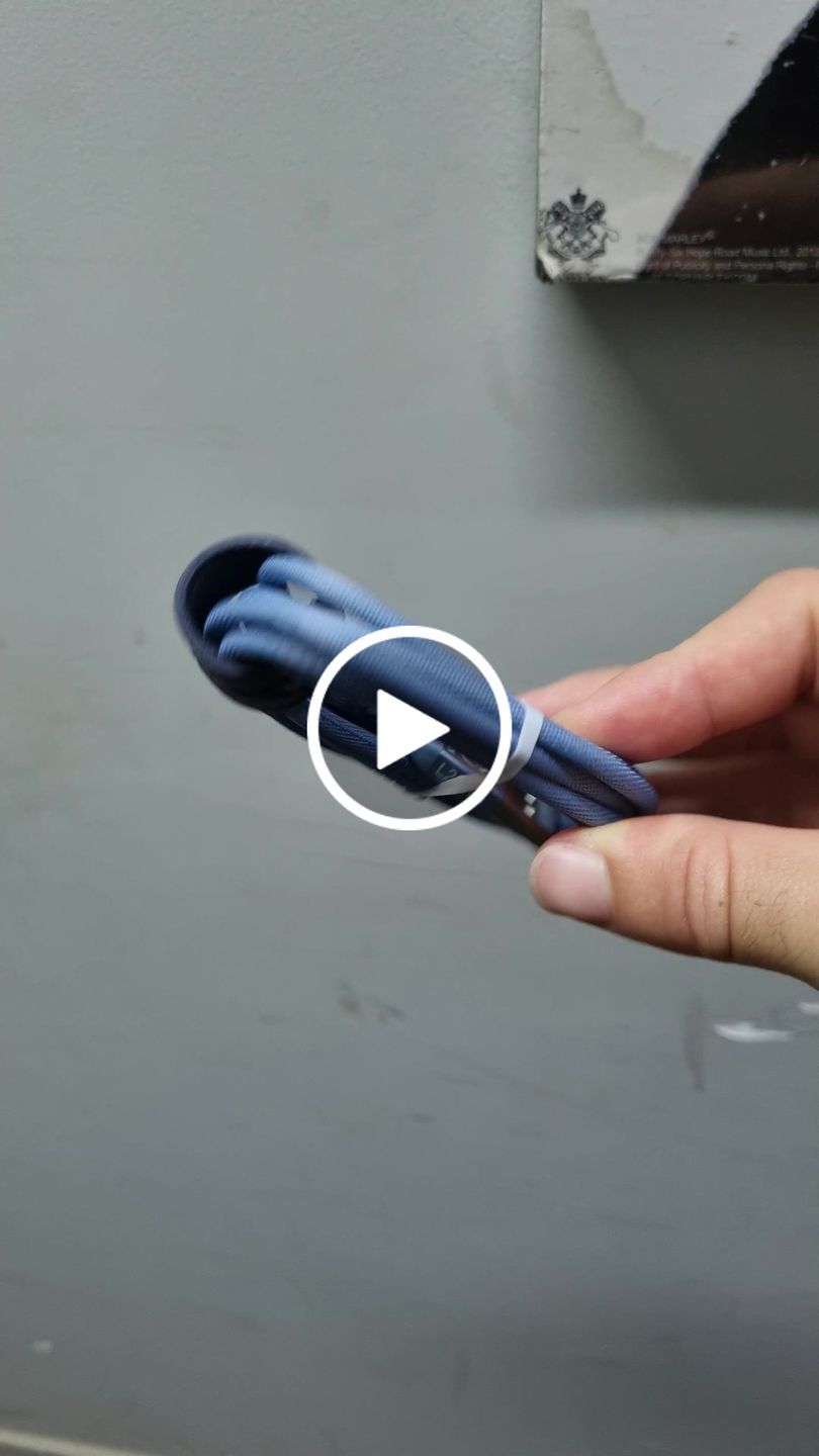 Customer video review of Cabo Lightning para iPhone/iPad Dragon 1,20m