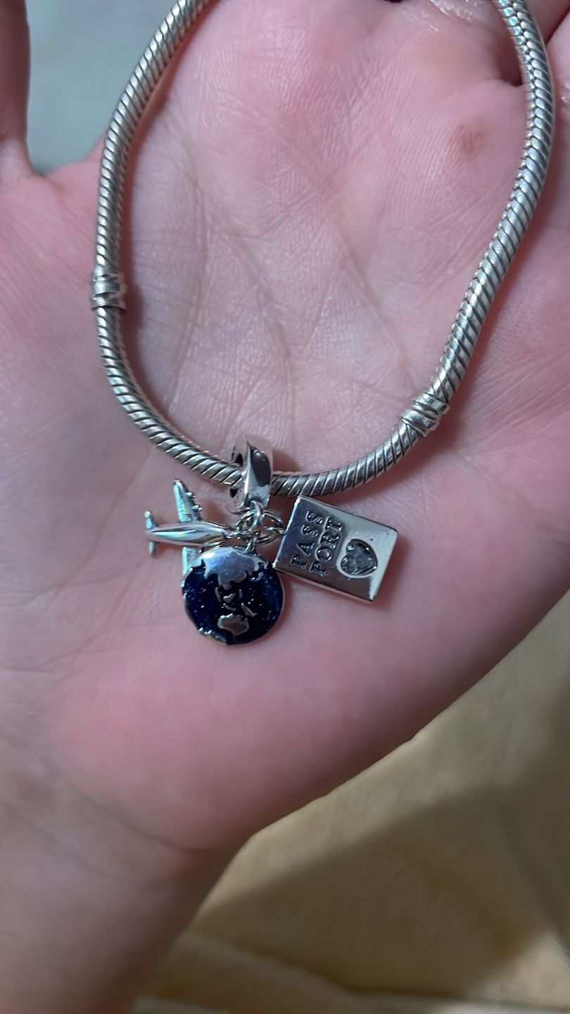 Customer photo review of Charm Aventurero