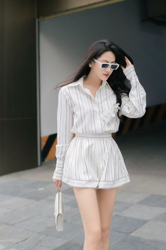 Customer photo review of Elain Stripes Linen Top & Shorts