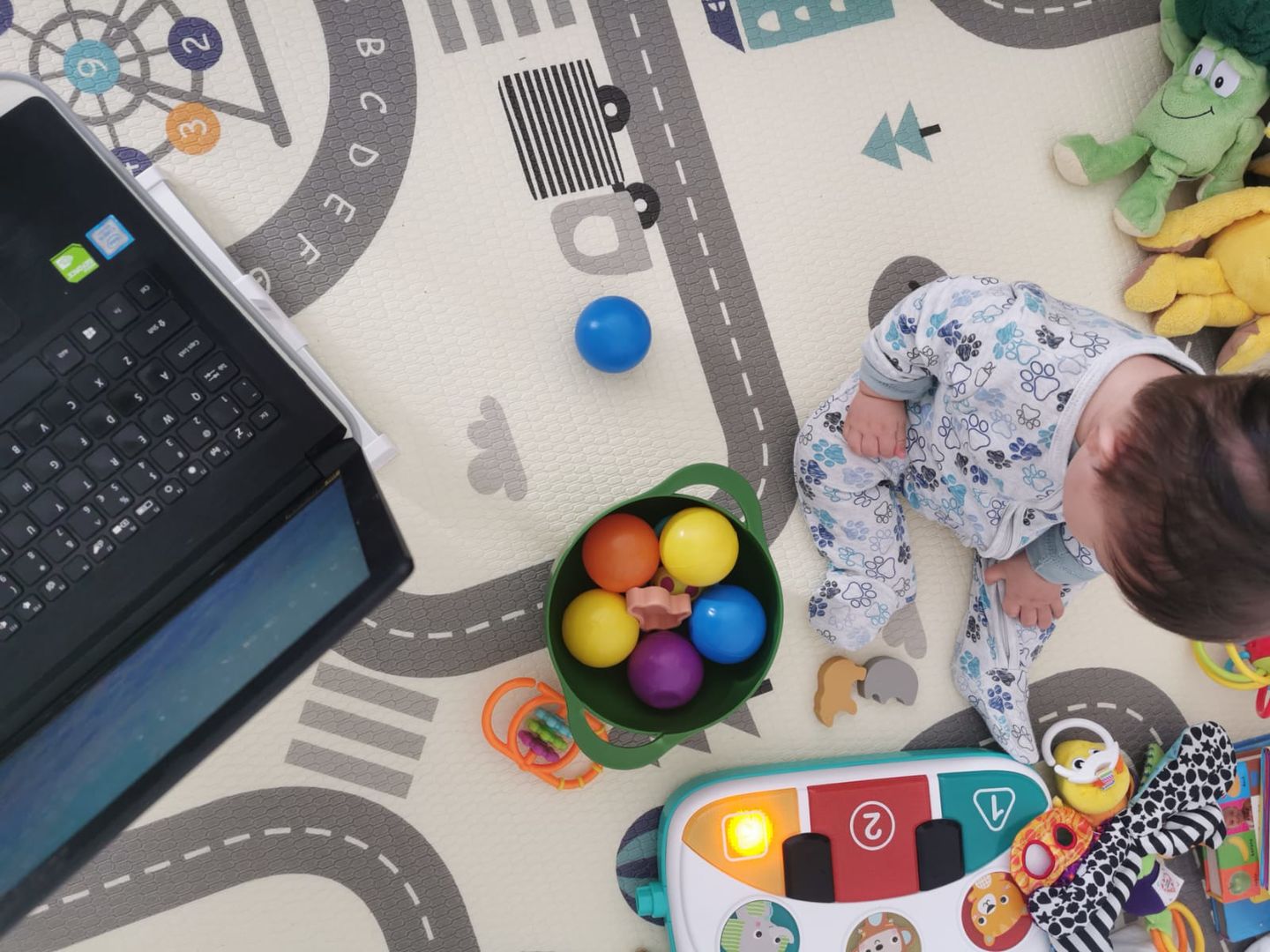 Customer photo review of Car track and Alphabet play mat (150cm  x 180cm x 2cm)