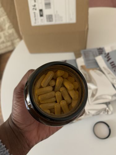 Customer photo review of FOUNDATION - The Black Woman's Daily Multivitamin