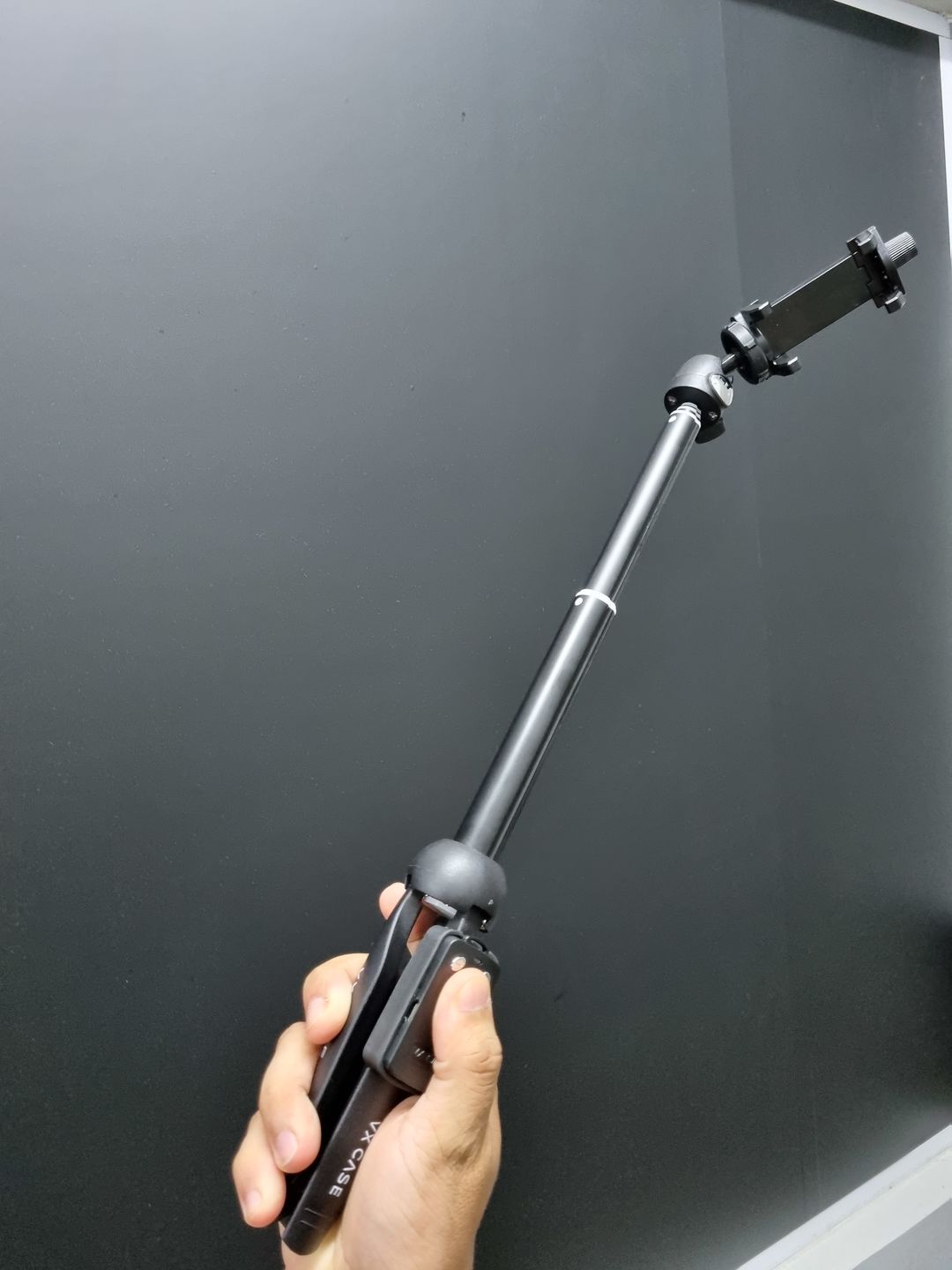 Customer photo review of Tripé de Mesa para Celular e Câmeras Reach - VX Case