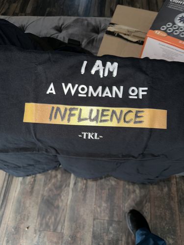Customer photo review of Woman of Influence
