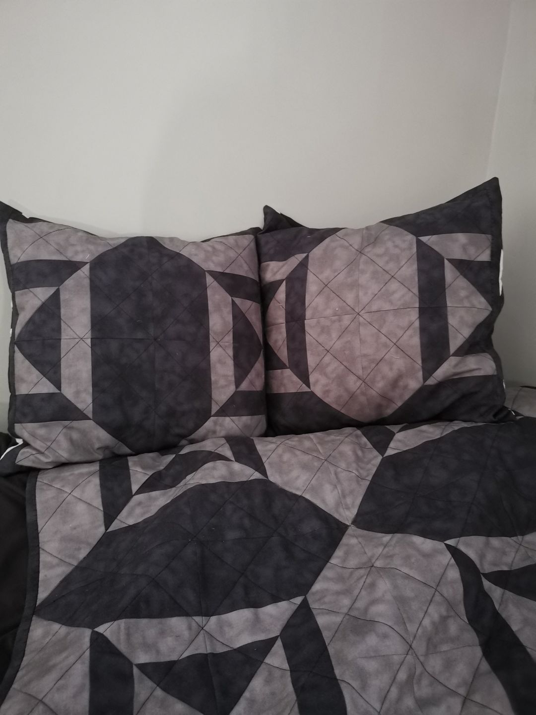 Customer photo review of Marble Craft Cotton Blender Fabric - John Louden