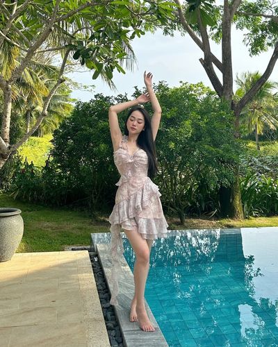 Customer photo review of Hazel Wavy Fringed Border Dress