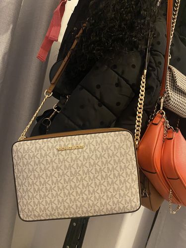 Customer photo review of Jet Set Large Printed Logo Crossbody Bag (VANILLA)