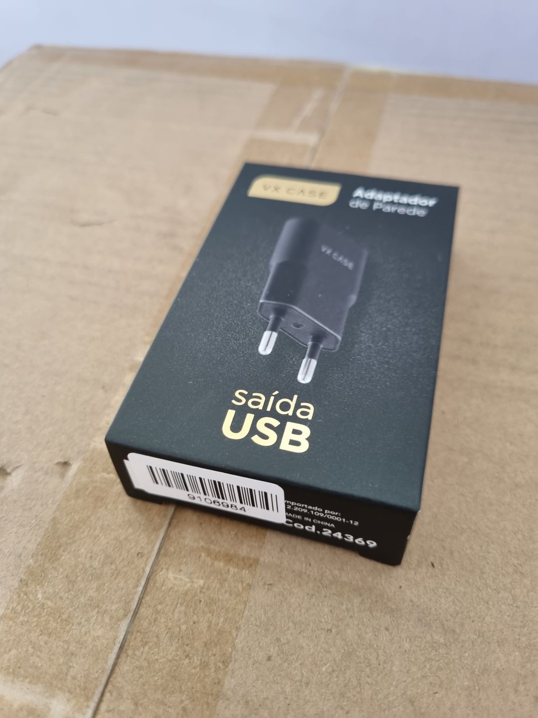 Customer photo review of Adaptador de Parede com 1 Porta USB VX Case